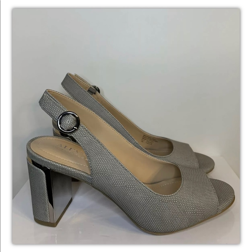 Alfani Florraa Vapor Liz Open Toe Ankle Strap Sandals